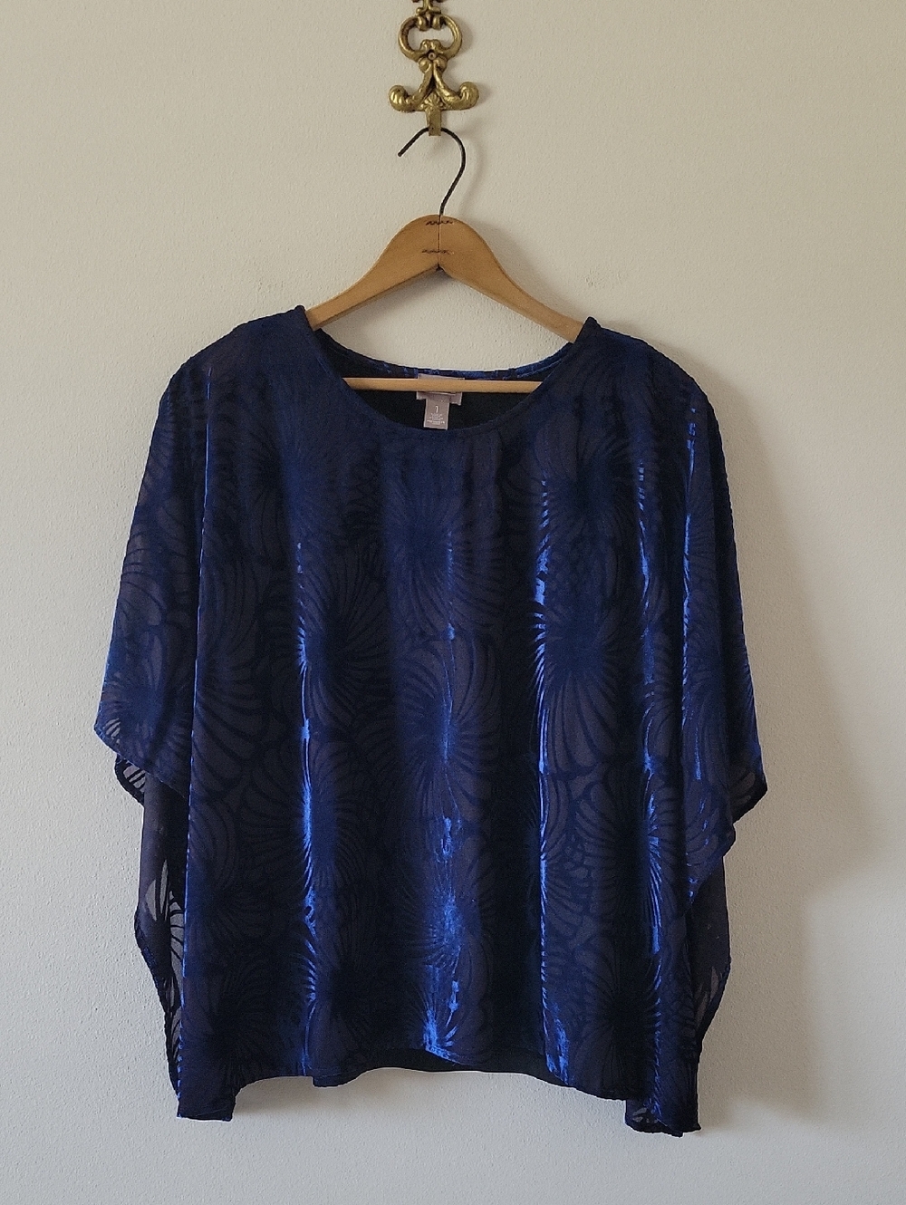 Chico's‎ Navy Black Romantic Floral Luster Velvet Burnout Blouse Size Medium